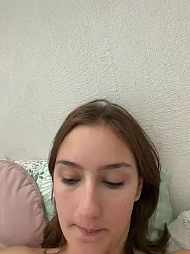 Violet Velvet online show from July 17, 1:59 pm