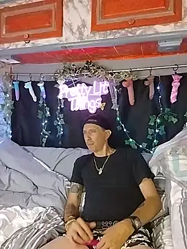 TuzdayG online show from June 24, 11:48 pm