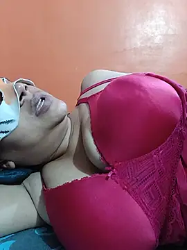 rashmi007 online show from August 4, 7:09 pm