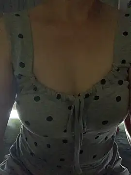 sexy girll2k online show from June 13, 7:28 am