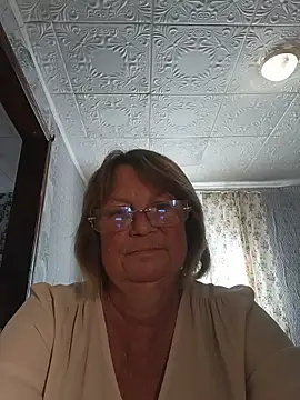 MilashkaCutie50 online show from July 18, 5:00 am