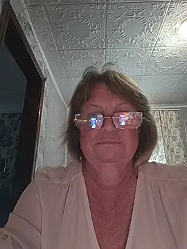 MilashkaCutie50 online show from July 10, 3:51 am