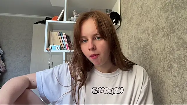 Mollybeans online show from July 29, 12:05 pm
