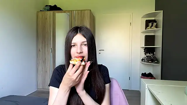 SpanishRooter online show from June 22, 10:01 am