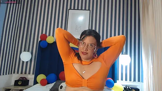 Sallydickinson online show from June 30, 2:05 pm