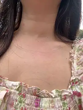 Olivia00111 online show from July 3, 11:11 pm