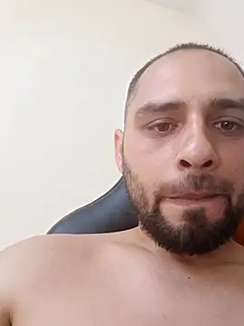 Raul91alb3rto online show from July 9, 3:14 pm