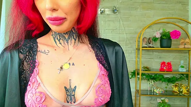 CassyFoxyy online show from August 3, 9:04 am