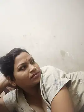 desiassfuckk online show from July 1, 5:23 pm