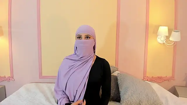 daniah   online show from June 18, 12:32 pm