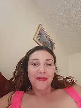 Angelika Clauss online show from July 11, 9:15 pm