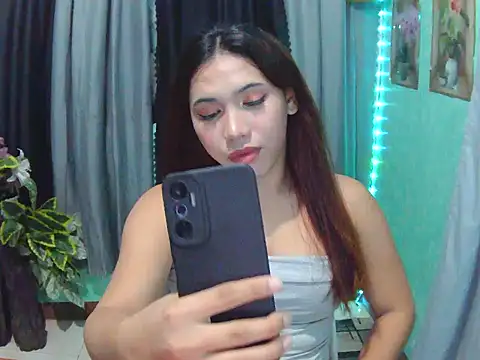 XCalixa online show from July 28, 12:59 pm