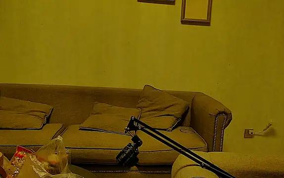 HY-SHUI online show from June 25, 7:26 pm
