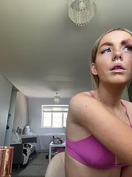 sophiemae online show from July 2, 10:21 am
