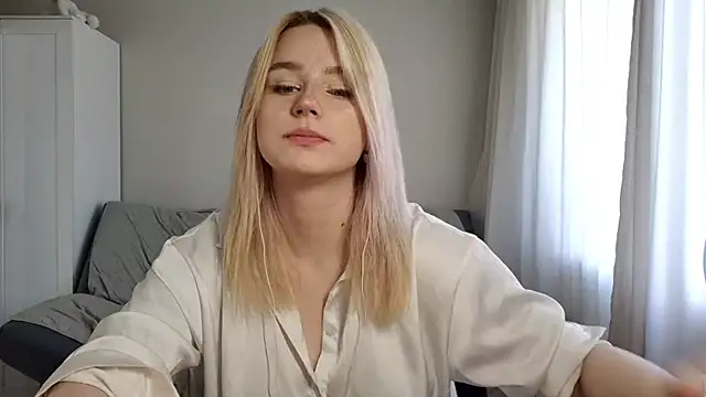 BloomMoon online show from July 5, 12:55 pm