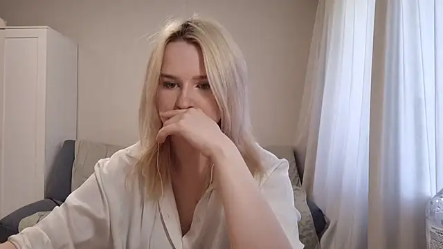 BloomMoon online show from June 25, 12:29 pm