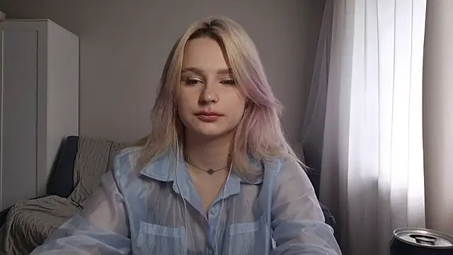 BloomMoon online show from June 26, 12:39 pm