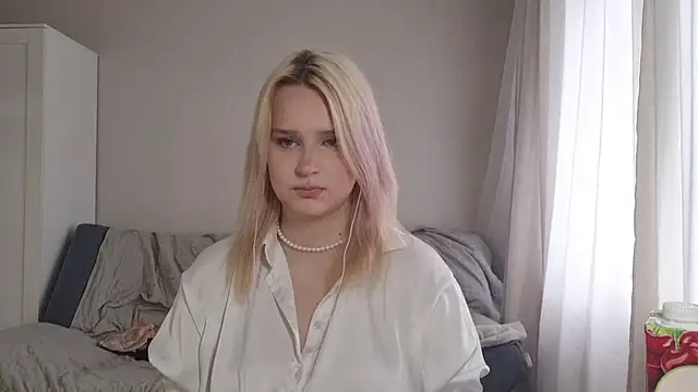 BloomMoon online show from July 2, 10:43 am