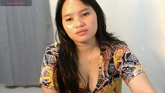 Fhwilloughbyxx online show from July 5, 12:22 pm