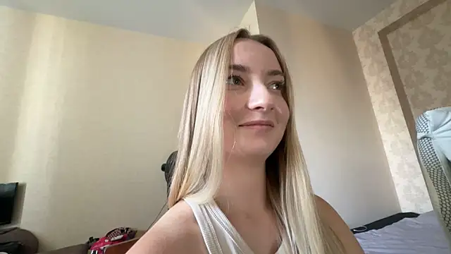 MariaLunairee online show from June 29, 1:55 pm