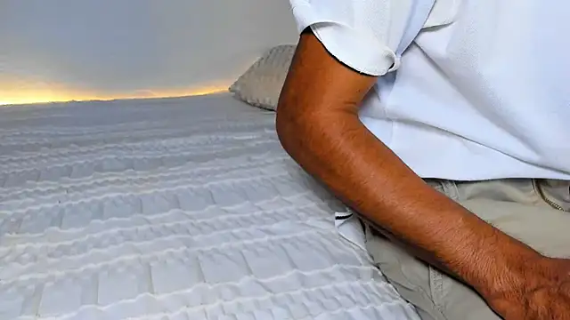 Your couplepervert0 online show from June 25, 1:27 am