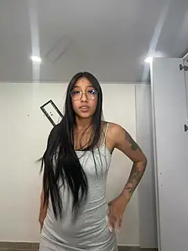 Bella hart online show from July 9, 4:04 am
