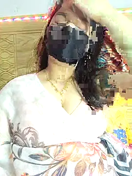 Naughty-Queen2 online show from June 28, 7:31 pm