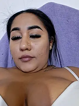 Valentina Tilly online show from July 24, 2:09 am