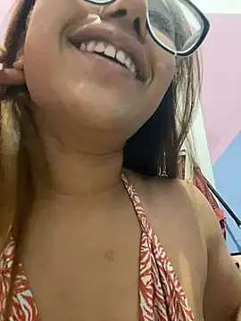 esmeralda brilhante online show from July 1, 1:38 am