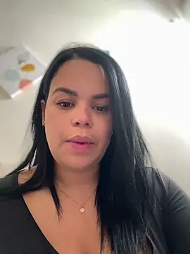AliceStarshine online show from May 5, 3:04 pm