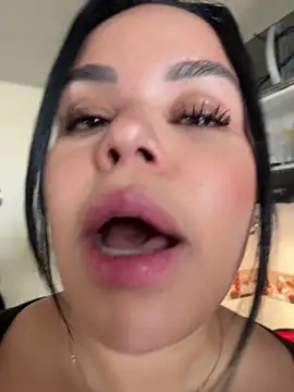 AliceStarshine online show from May 11, 3:29 pm
