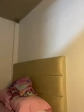 Adelyn vel online show from July 10, 12:23 am