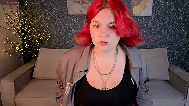 Emma Davise online show from July 14, 2:01 am