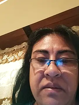 emilymoorre35 online show from July 17, 3:33 am
