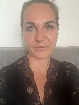 ElaraRose- online show from July 17, 8:08 am