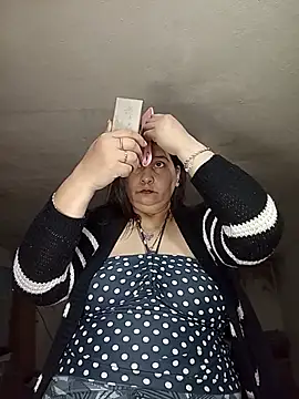 Cynthia186 online show from August 2, 8:39 am