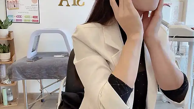 Sayuri Satou online show from November 12, 5:38 am