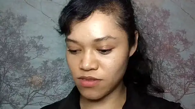 Queen Rubyyy online show from August 10, 7:01 am