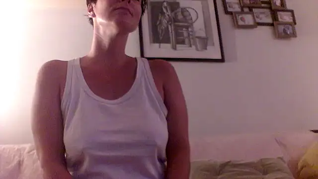 katie43gr online show from August 9, 8:45 pm