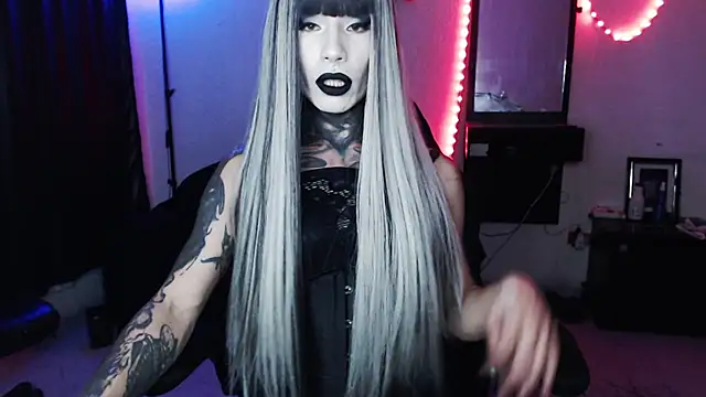 april simons2 online show from March 5, 2:07 am