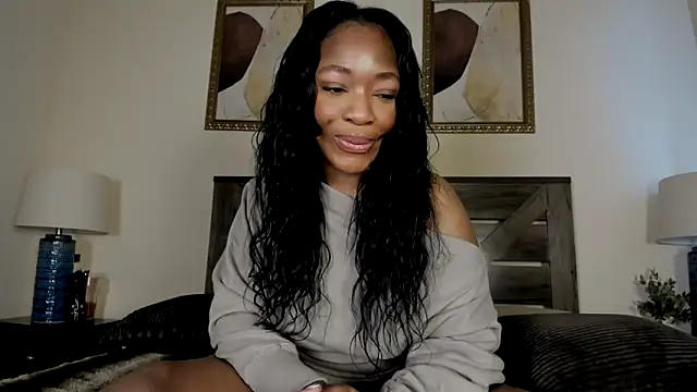 nicolesolace online show from May 14, 9:20 pm
