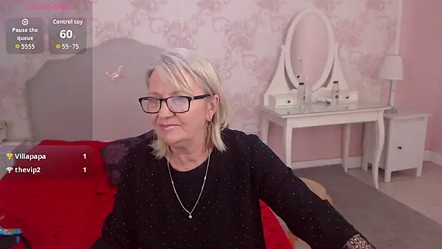 LadyAlana online show from May 9, 10:34 pm