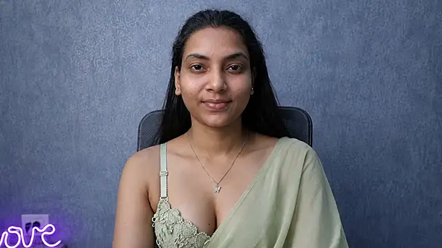 Rishika gh online show from August 1, 9:39 pm
