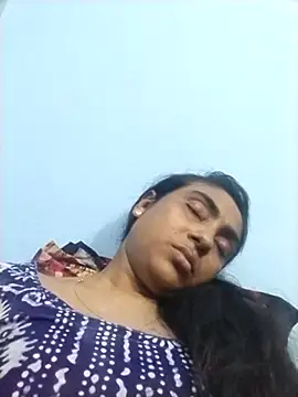 nila-23 online show from August 4, 6:14 pm
