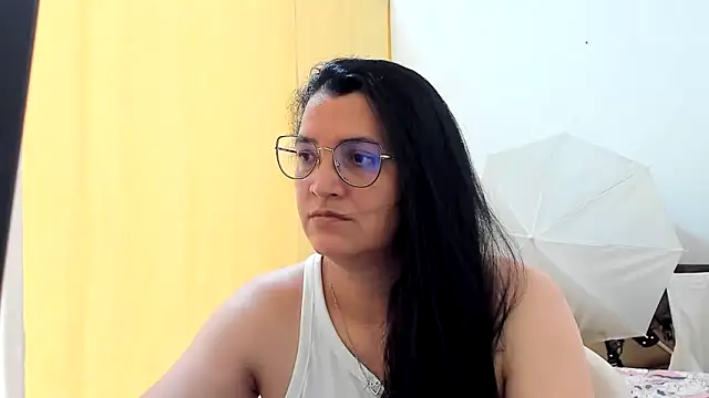 MARILYN GARCIA online show from May 22, 5:22 pm