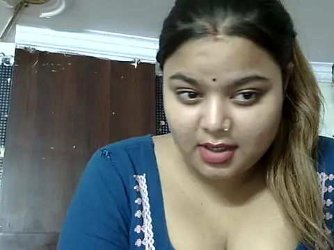 Sexy-radhika69 online show from August 9, 9:24 am