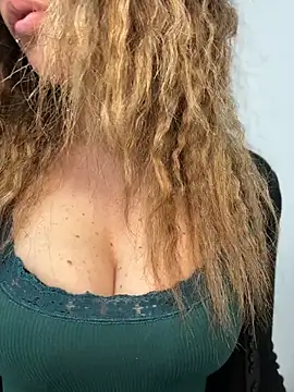 sexylenia online show from May 10, 8:55 pm