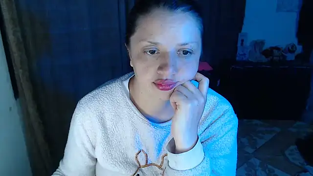 kattydirtylol online show from November 26, 12:33 am