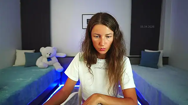  Anna Shine  online show from April 9, 12:21 pm