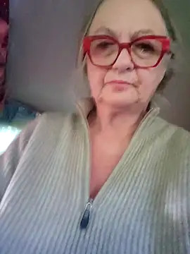 MucMilf59 online show from May 4, 7:12 am